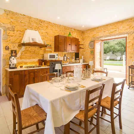 بيت للعطل Pet Friendly In With Kitchen