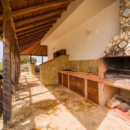 Pet Friendly In With Kitchen بيت للعطل